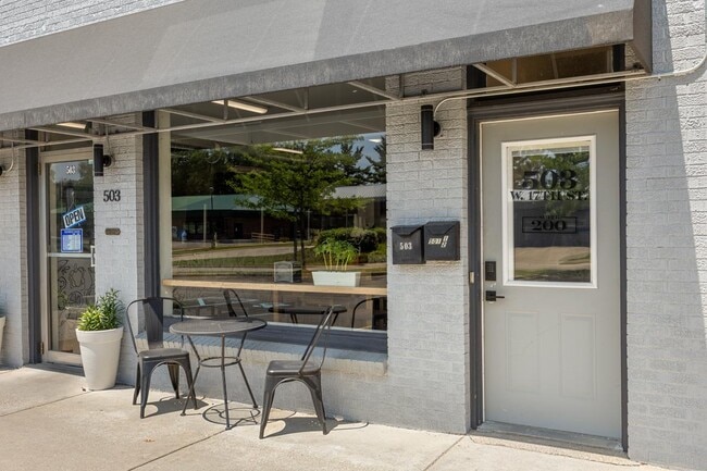 Building Photo - 501.5 W 17th St