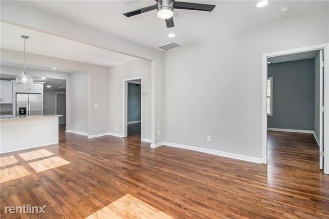 Building Photo - 3 br, 2 bath House - 807 R Gilbert Street SE