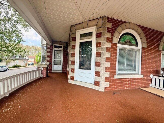 Foto del edificio - 441 Walnut St