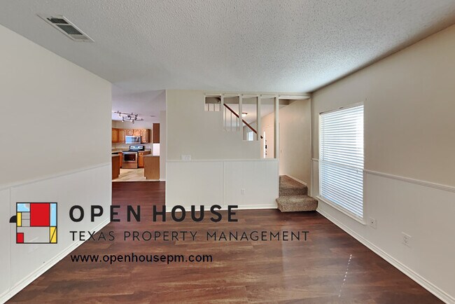 Building Photo - 1313 Autumn Trl, Lewisville