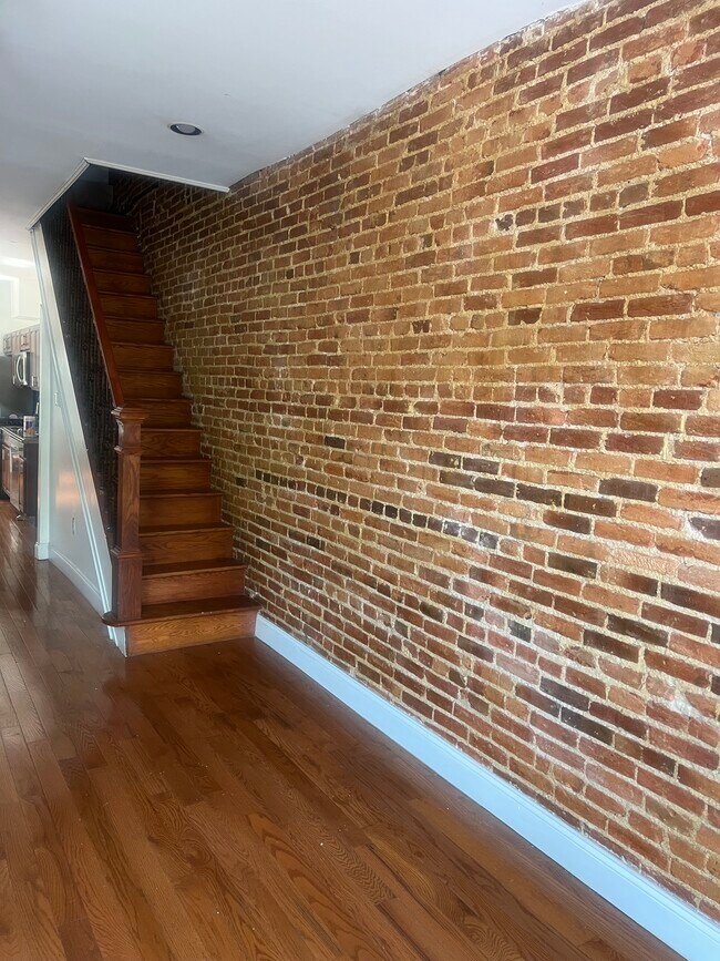 Foto del edificio - 422 N Collington Ave