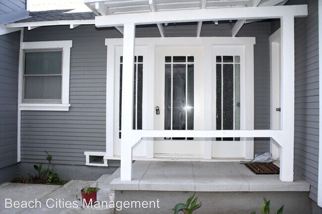 Building Photo - 364 Coronado Ave