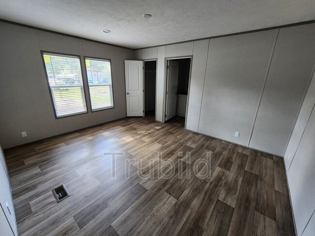 Foto del edificio - 4292 Splice Ct