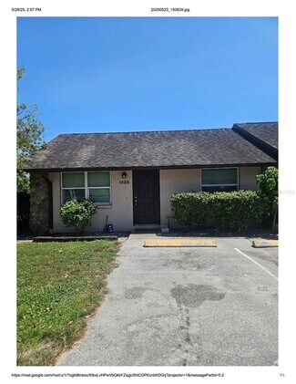 Building Photo - 1328 54th Ave E