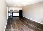 Primary Photo - 120 Walnut St