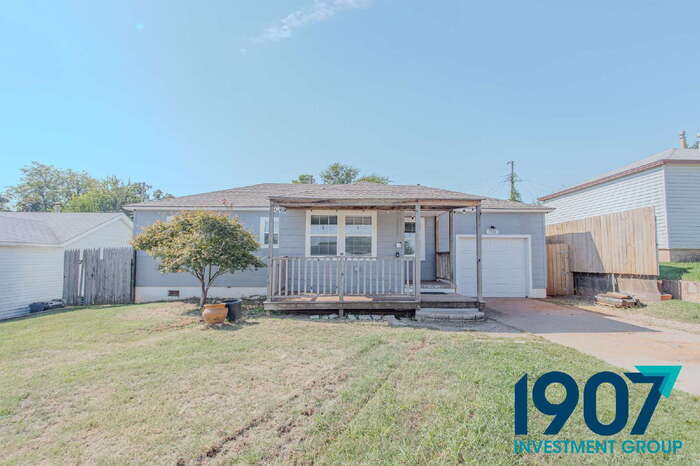 Charming & Updated 3-Bedroom Home in Moore... - Charming & Updated 3-Bedroom Home in Moore...