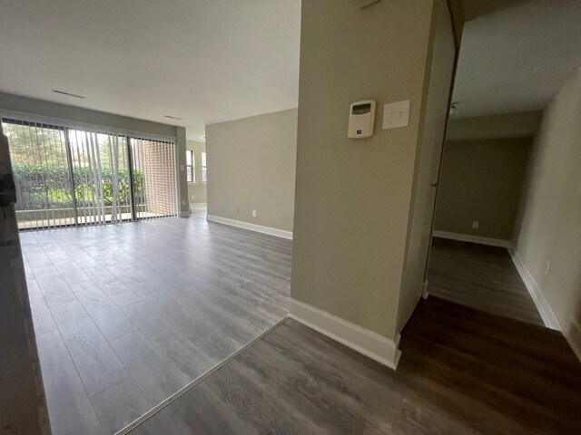 Foto del edificio - 11228 Chestnut Grove Sq