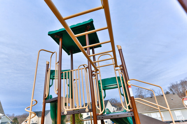 playground - The Retreat at Statesville