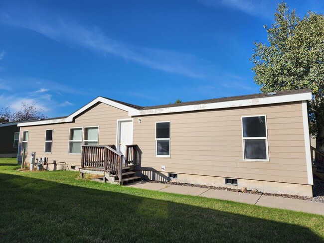 Foto del edificio - Centrally Located 3 BD 2 BA Modular Home
