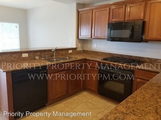 Building Photo - 11835 Portina Dr