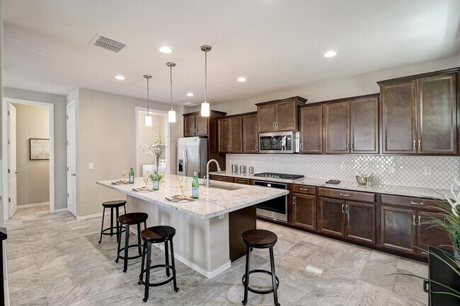 Foto del edificio - PRIDE TO LIVE, NEWER BUILT COMMUNITY IN CO...