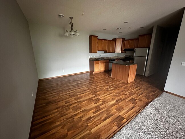 Foto del edificio - 3 Bed 3 Bath Townhome