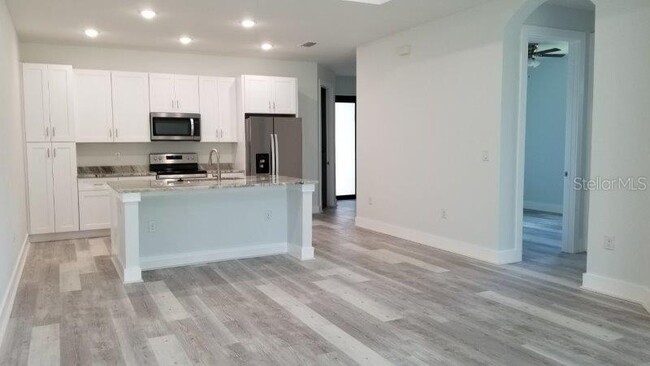 Building Photo - 26287 Explorer Rd