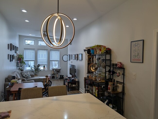 Foto del edificio - AM-Moffat LLC