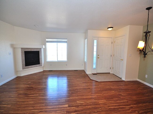 Building Photo - 2120 Timber Creek Dr