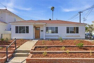 Building Photo - 1700 Voorhees Ave