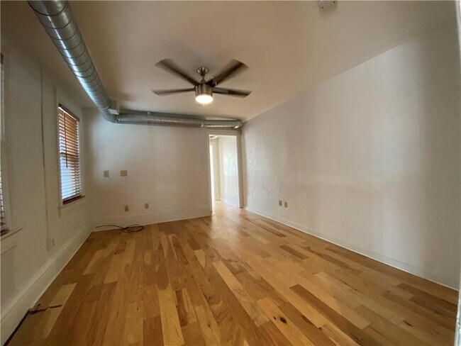 Building Photo - 4723 Butler St