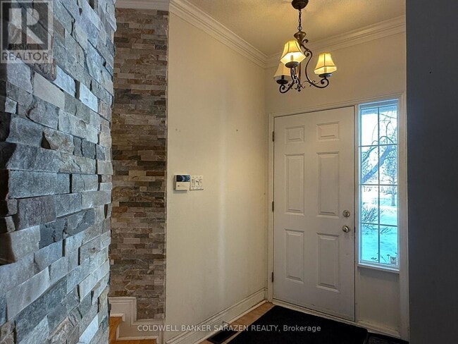 Building Photo - 20 Whithorn Ave