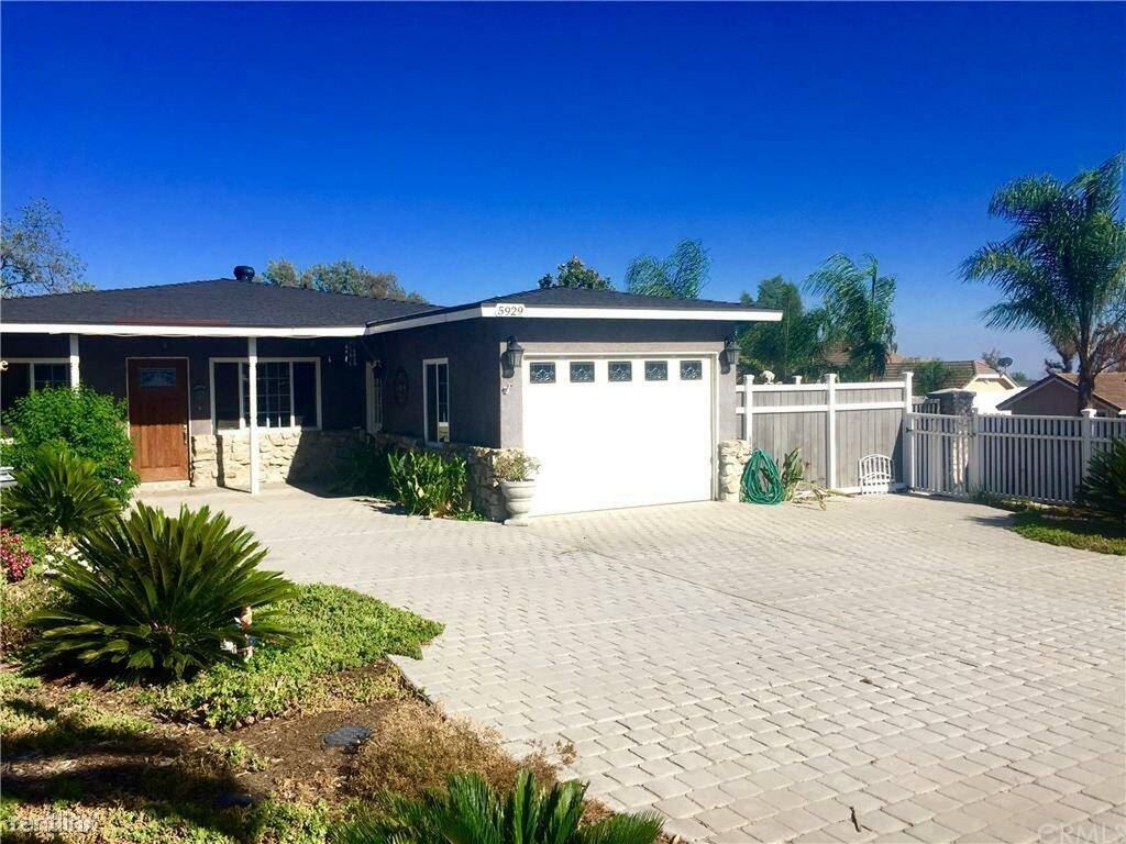 Foto principal - 5929 Archibald Ave