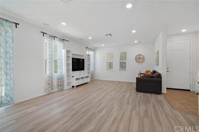 Building Photo - 8554 Founders Grove St