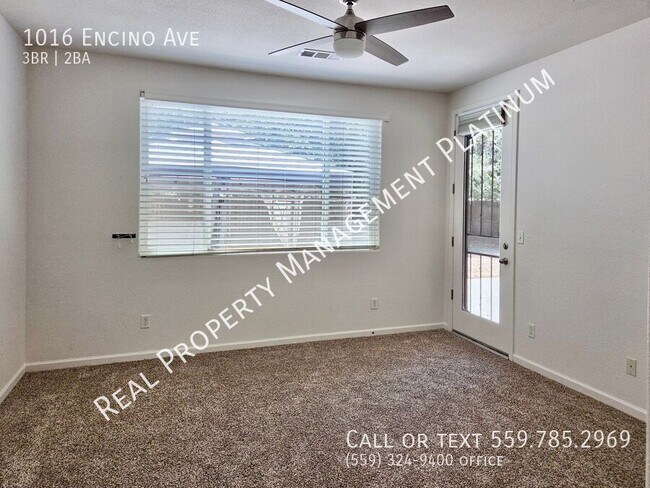 Foto del edificio - 1016 Encino Ave