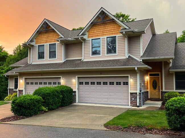 Bienvenido a casa - 33 Winterhawk Drive