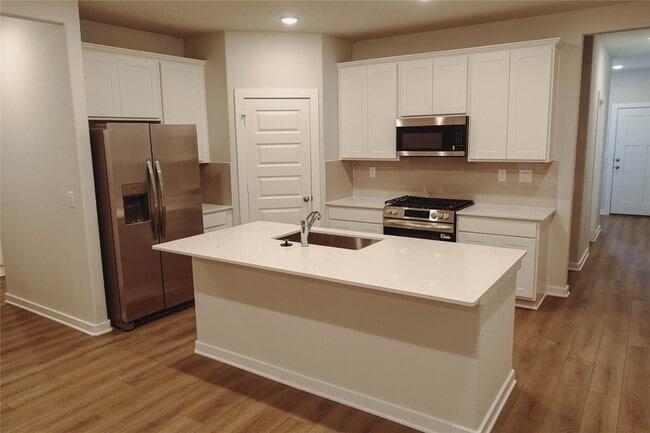 Building Photo - 8534 Blueberry Ash St