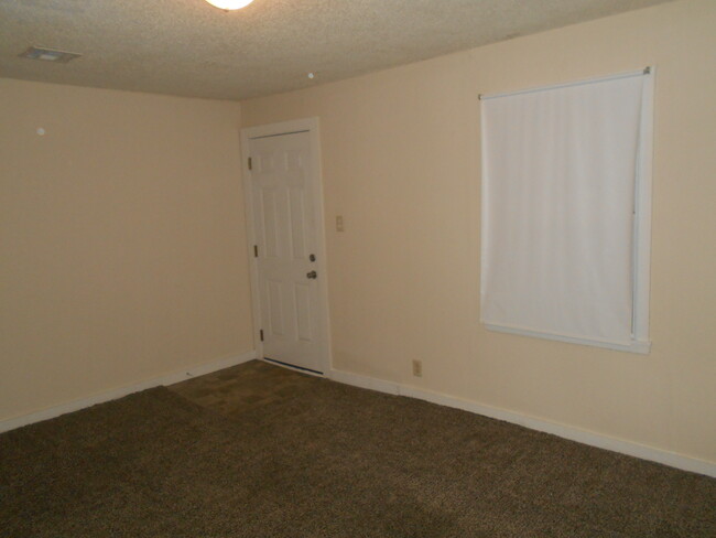 Foto del edificio - 3833 Roseberry St