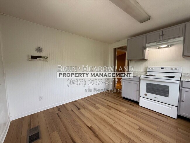 Foto del edificio - 2250 Woodby Rd