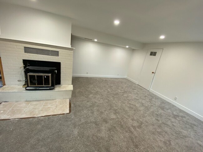 Foto del edificio - 2507 S Downington Ave