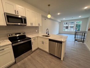 Building Photo - 5320 Angora Terrace