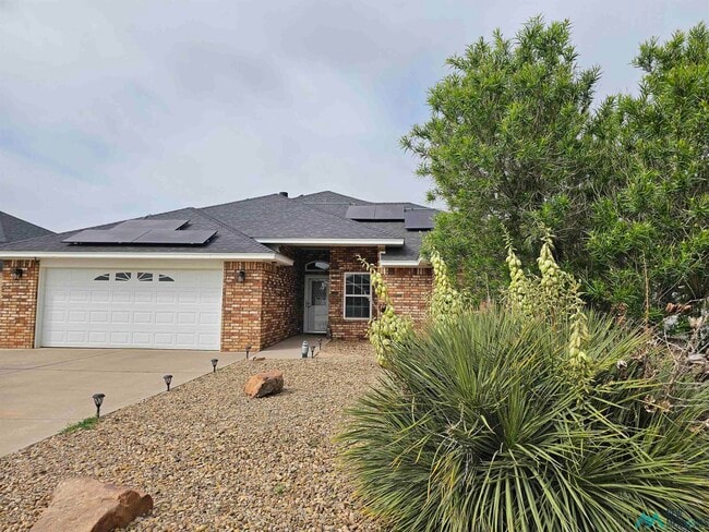 Building Photo - 3904 Mariah Dr