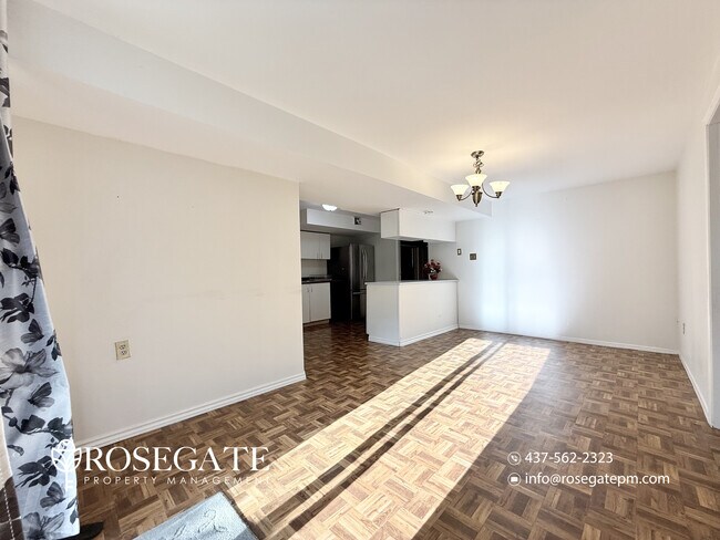 Photo du bâtiment - Spacious 2-Bedroom Basement Apartment in Pickering | All Utilities Included + Parking