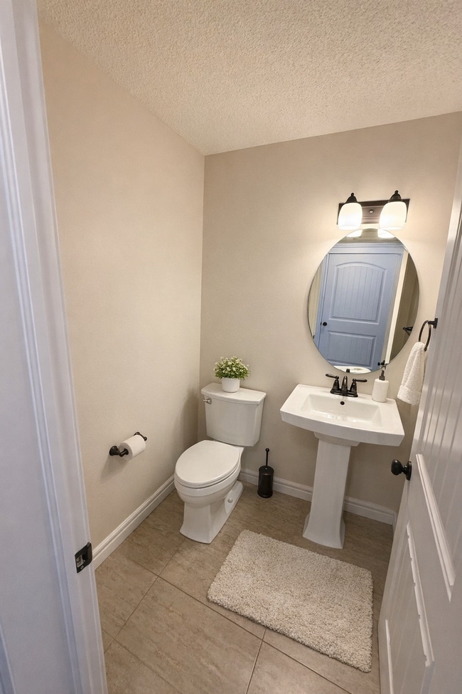 Building Photo - 16035-16011 11 Ave SW