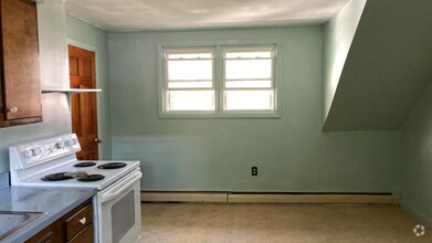 Building Photo - 94 South St