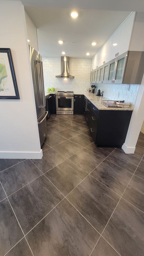 Foto del edificio - Beautifully renovated 2/2 condo downtown S...