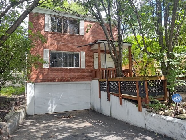 Building Photo - 7067 Kennedy St