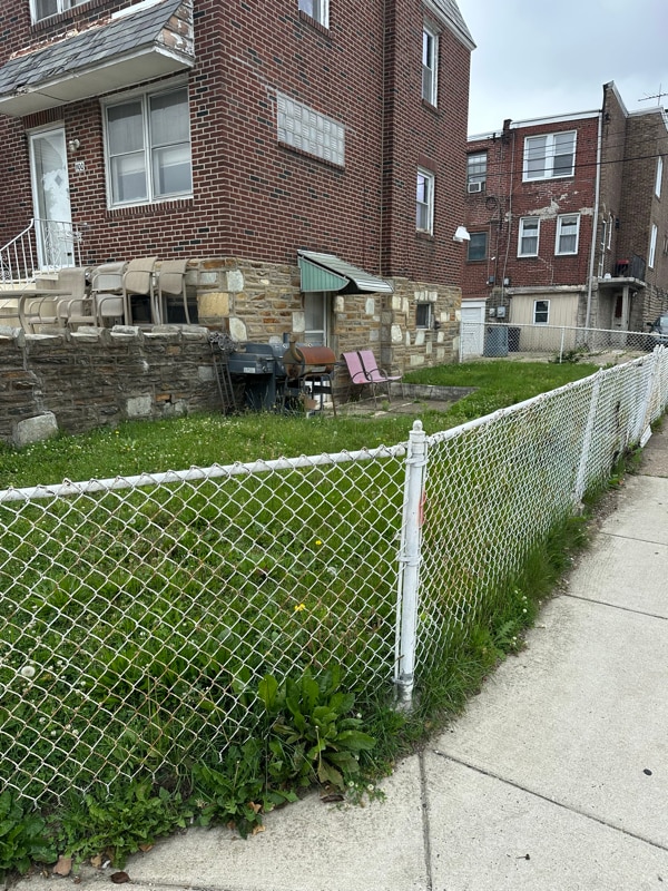 Building Photo - 1100 Alcott St
