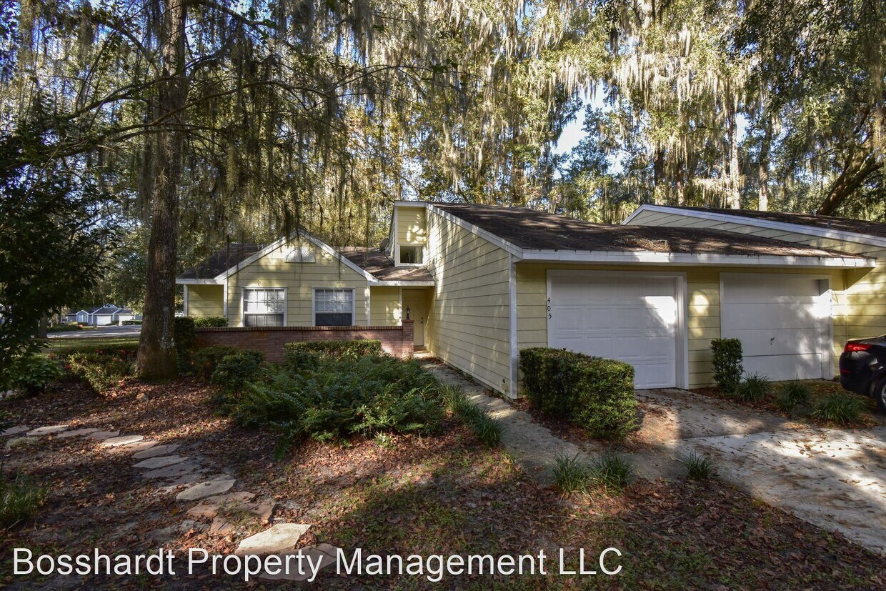 Primary Photo - 3 br, 2 bath House - 405 NW 48th Blvd