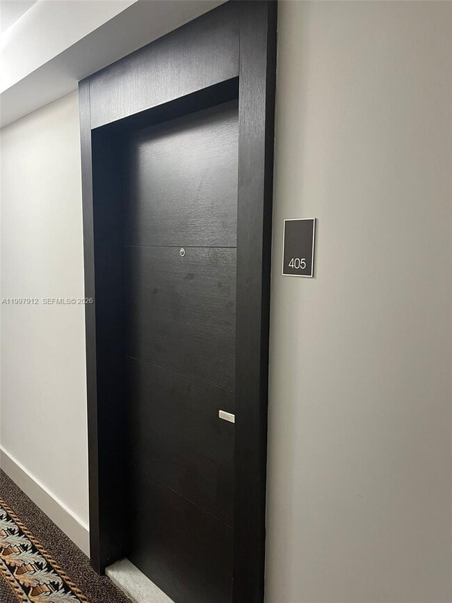 Foto del edificio - 2851 NE 183rd St