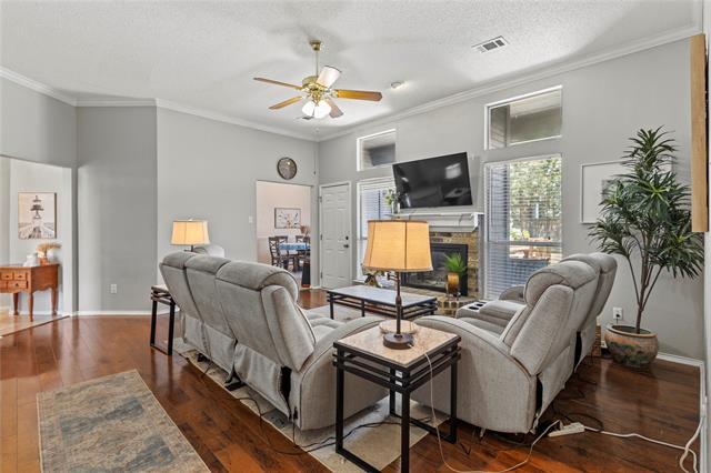 Foto del edificio - 6711 Landover Hills Ln