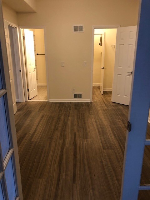 Foto del edificio - 380 Monmouth St