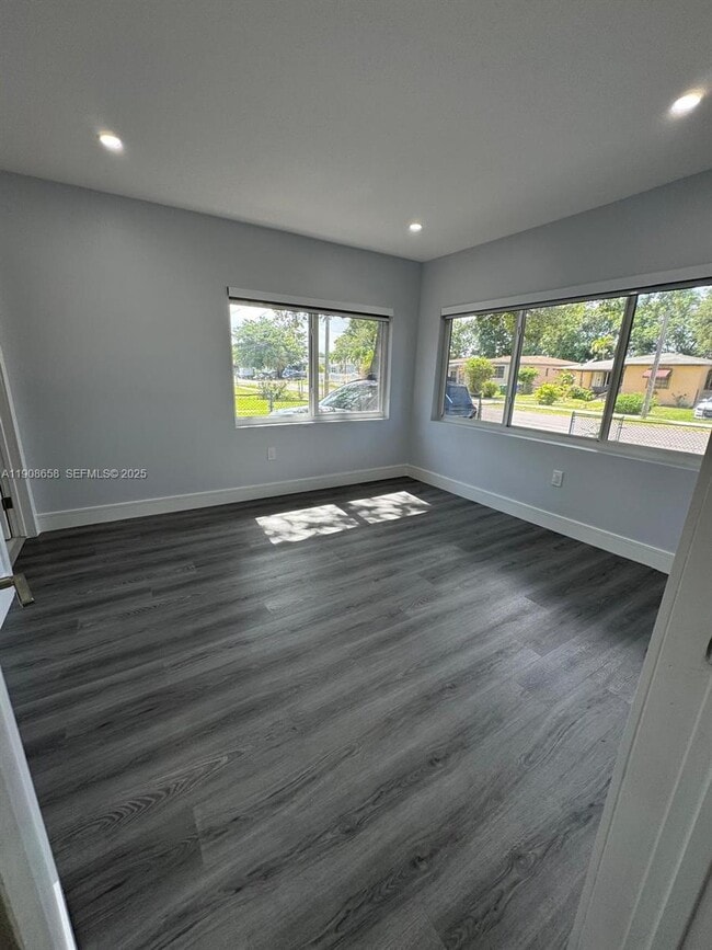 Building Photo - 1230 NW 70th St