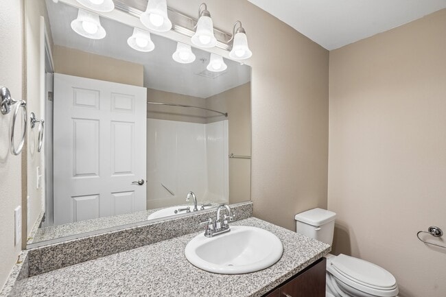 The River Bathroom - Stevens Creek Apartments