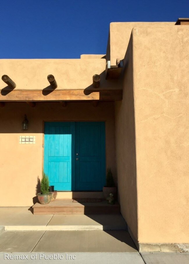 Building Photo - 3 br, 2 bath House - 786 N BOYERO AVE