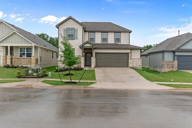 Building Photo - 415 Brooks Ranch Dr
