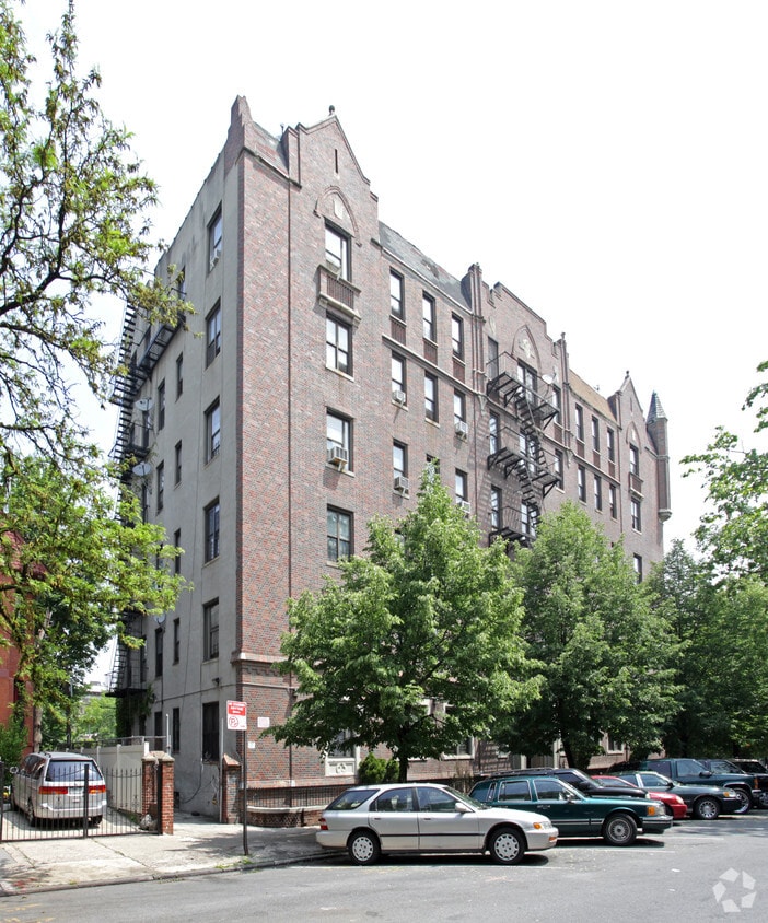 Primary Photo - 981-985 Park Pl