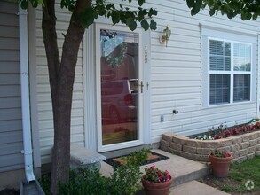 Building Photo - 339 Moseby Ct