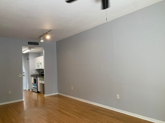 Building Photo - 4850 Chancellor Dr