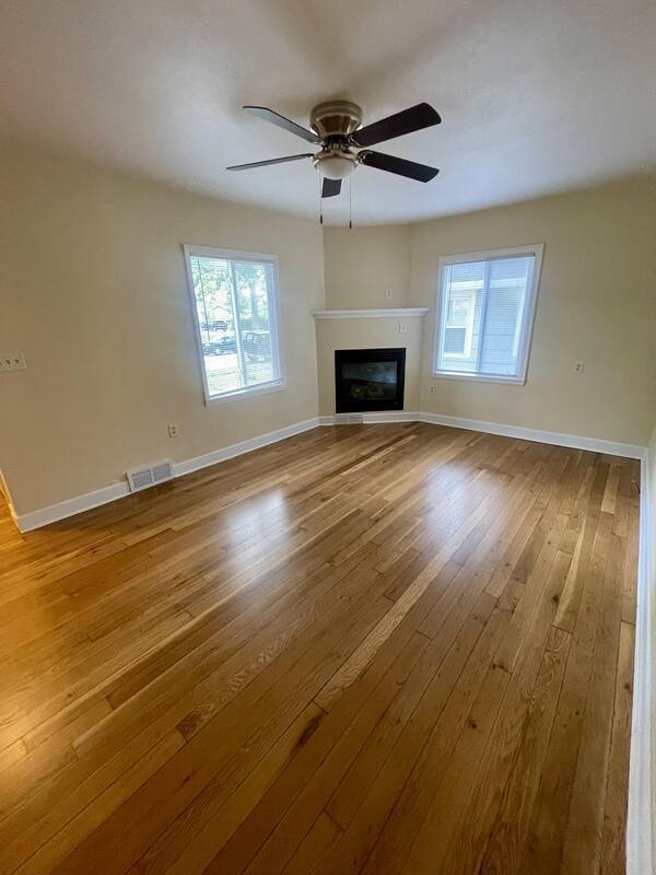 Foto del edificio - 1021 Daniels St NE